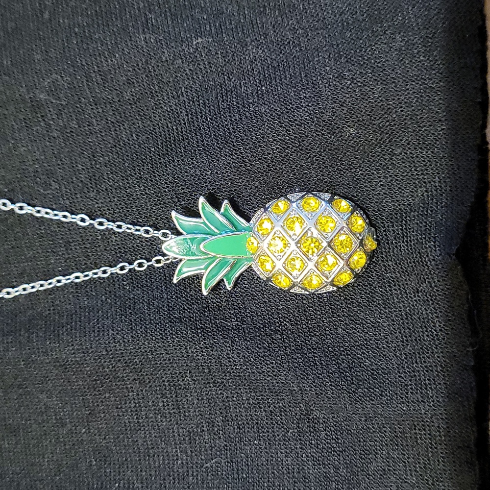 Pineapple 🍍  necklace
